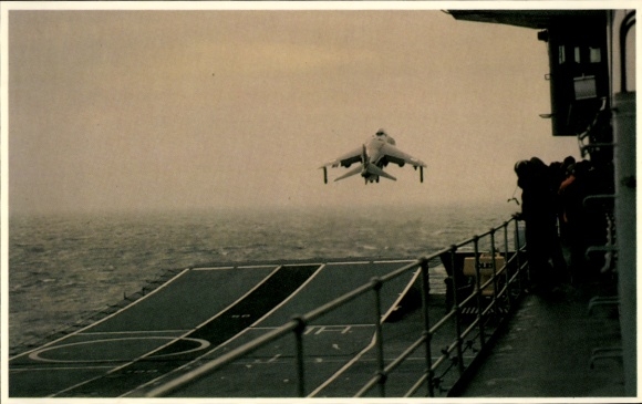 Carte postale Falklands Task Force, Royal Navy, Sea Harrier, HMS ...